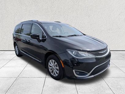 Used 2019 Chrysler Pacifica Touring-L