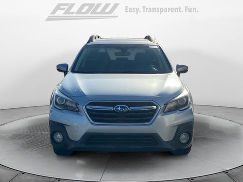 Used 2019 Subaru Outback 2.5i Limited w/ Popular Package #2 image 3