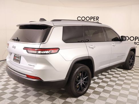Used 2023 Jeep Grand Cherokee L Limited AWD/4WD image 22