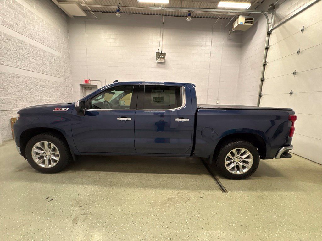 Used 2021 Chevrolet Silverado 1500 LTZ w/ Technology Package AWD/4WD image 8