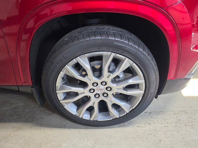 Certified 2025 GMC Acadia Denali w/ Super Cruise Package AWD/4WD image 9