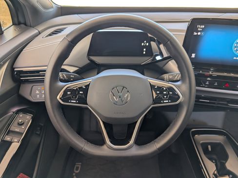 Used 2023 Volkswagen ID.4 Pro S image 23