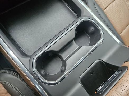 Used 2025 Chevrolet Silverado 2500 High Country w/ High Country Premium Package AWD/4WD image 20