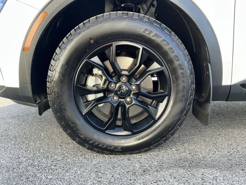 Used 2025 Kia Sportage X-Pro AWD/4WD image 11