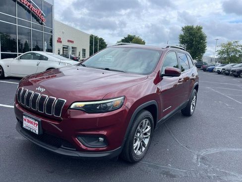 Used 2019 Jeep Cherokee Latitude Plus w/ Safety Group image 6