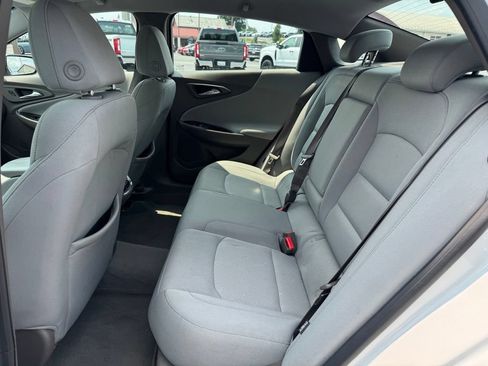 Used 2019 Chevrolet Malibu LT FWD image 23