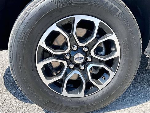 Used 2024 Ford Expedition Max XLT AWD/4WD image 9