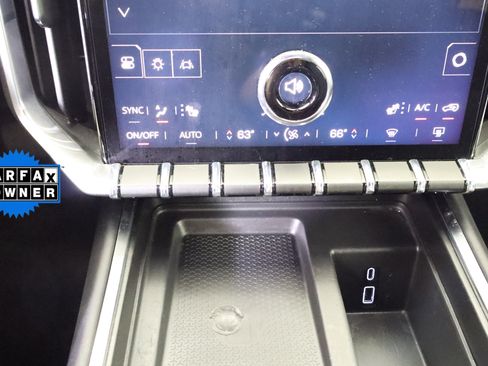 Certified 2025 GMC Acadia Elevation AWD/4WD image 27