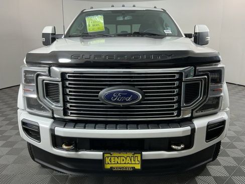 Used 2022 Ford F450 Limited image 2
