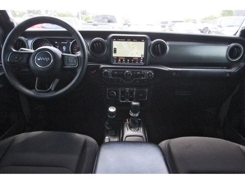 Used 2023 Jeep Gladiator Sport AWD/4WD image 11