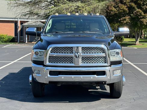 Used 2018 RAM 3500 Laramie AWD/4WD image 3