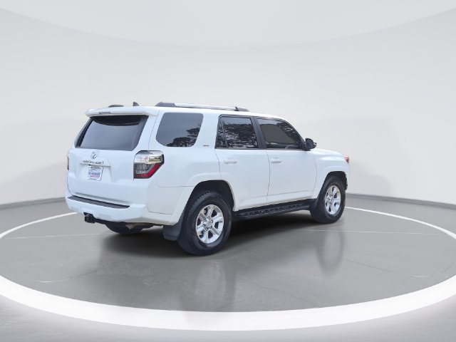 Used 2022 Toyota 4Runner SR5 Premium w/ Moonroof Package RWD image 8