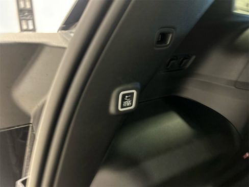 New 2026 Jeep Cherokee Laredo image 34