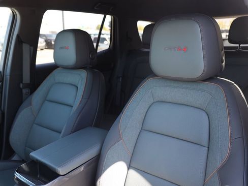 New 2027 GMC Terrain AT4 w/ Convenience Package III AWD/4WD image 17