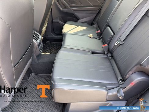 Used 2024 Volkswagen Tiguan SE image 10