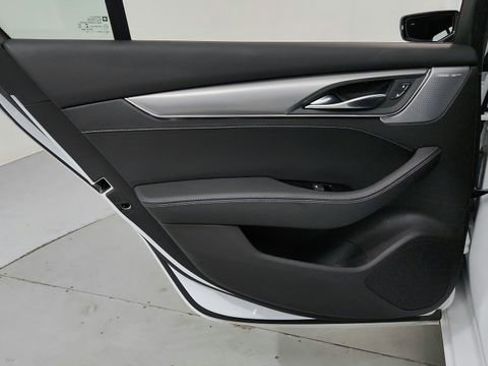 Certified 2022 Cadillac CT5 Premium Luxury image 17