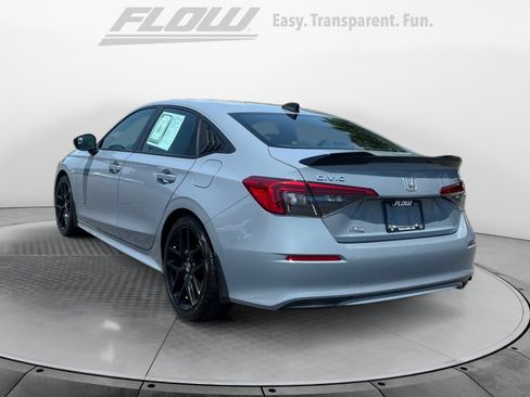 Used 2023 Honda Civic Sport image 6