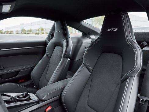 Used 2025 Porsche 911 GT3 w/ Chrono Package image 42