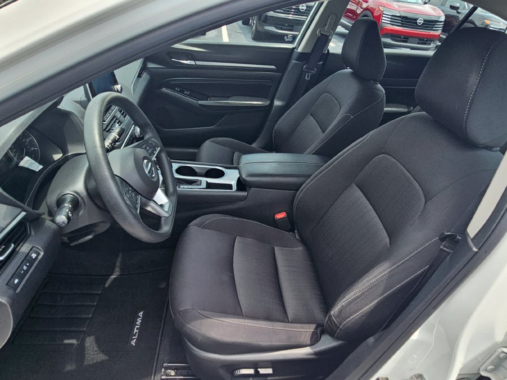 Used 2021 Nissan Altima 2.5 SV FWD image 13