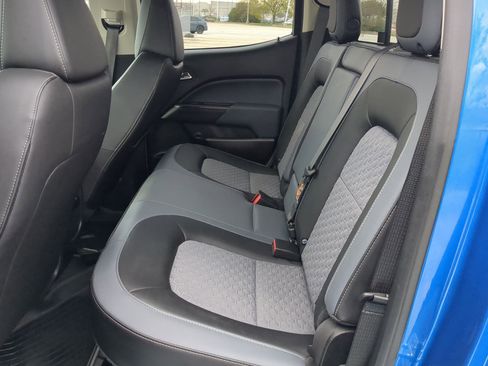 Used 2022 Chevrolet Colorado Z71 w/ Safety Package image 27