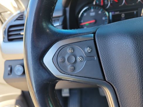 Used 2018 Chevrolet Tahoe LT image 13