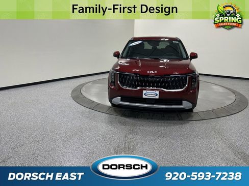 New 2026 Kia Carnival image 2