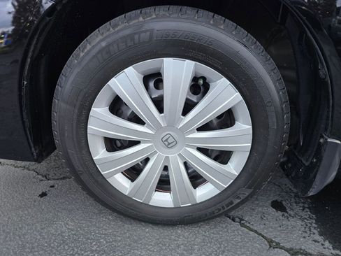 Used 2015 Honda Civic LX image 17