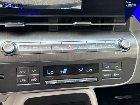 Used 2024 Hyundai Kona SEL AWD/4WD image 22