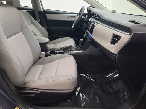 Used 2015 Toyota Corolla LE image 17