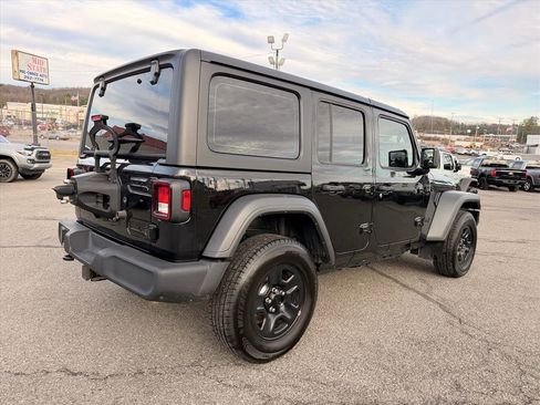 Used 2023 Jeep Wrangler Unlimited Sport image 6