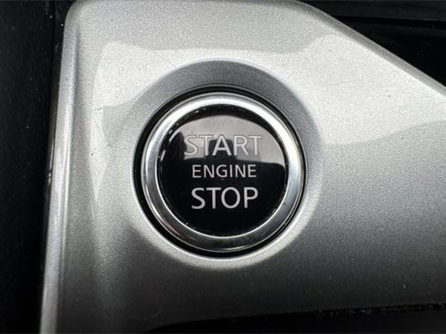 Used 2024 Nissan Altima 2.5 SV image 34