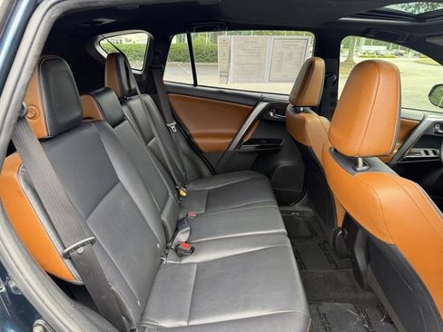 Used 2018 Toyota RAV4 SE w/ Power Extra Value Package FWD image 30