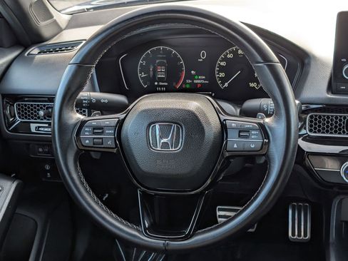 Used 2023 Honda Civic Sport image 16