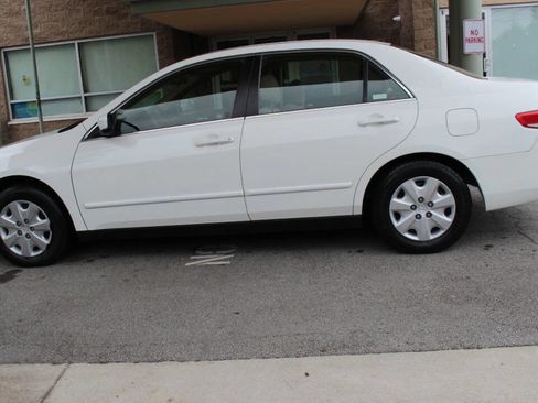 Used 2004 Honda Accord LX image 14