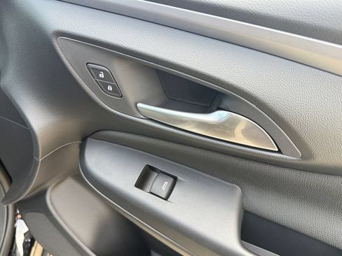 New 2026 Buick Envista Sport Touring w/ Convenience I Package FWD image 33