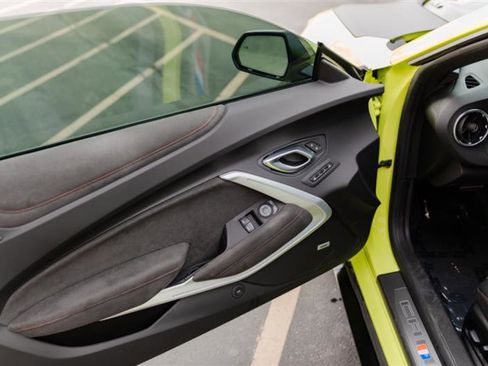 Used 2019 Chevrolet Camaro ZL1 image 23