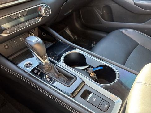 Certified 2023 Nissan Altima 2.5 SL image 17