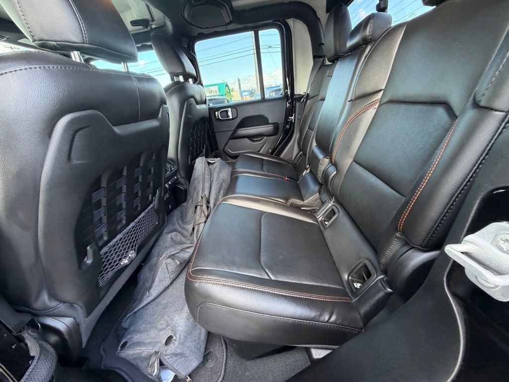 Used 2023 Jeep Gladiator Mojave w/ Trailer Tow Package AWD/4WD image 43