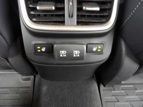 Used 2022 Subaru Outback Limited AWD/4WD image 25
