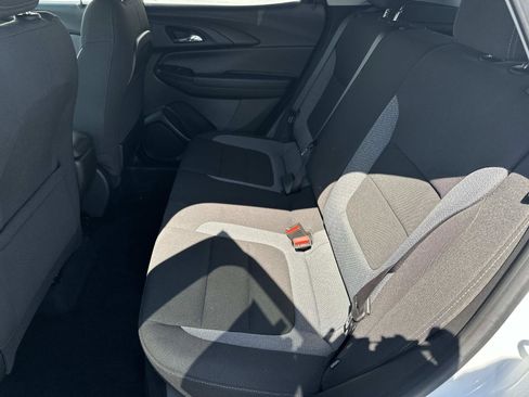 Certified 2023 Chevrolet TrailBlazer LT FWD image 11