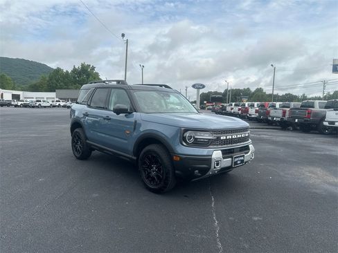 New 2025 Ford Bronco Sport Badlands w/ Badlands Tech Package image 3