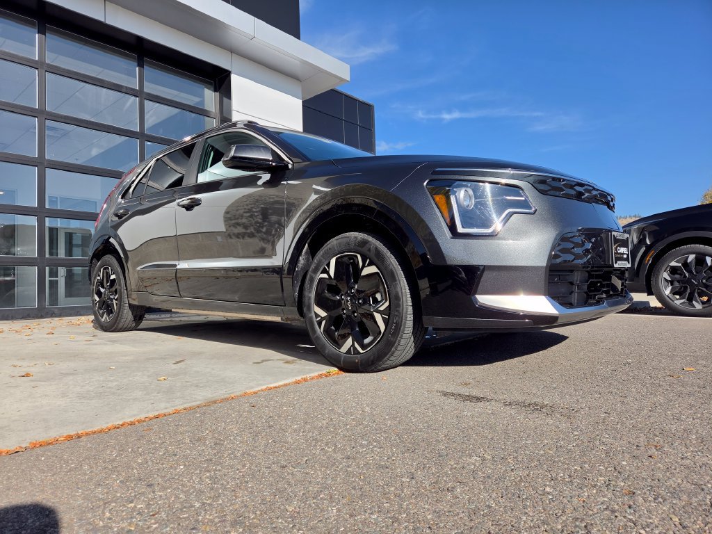 Certified 2026 Kia Niro Wind w/ Wind Preserve Package FWD image 32