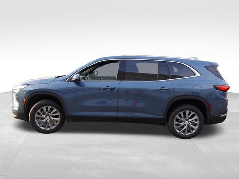 Certified 2025 Buick Enclave Preferred AWD/4WD image 9