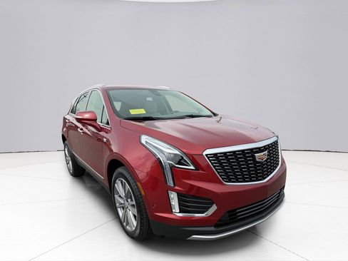 Used 2024 Cadillac XT5 Premium Luxury w/ Technology Package AWD/4WD image 14