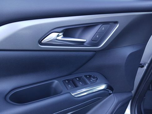 New 2026 Chevrolet Traverse LT w/ Driver Confidence Package image 30