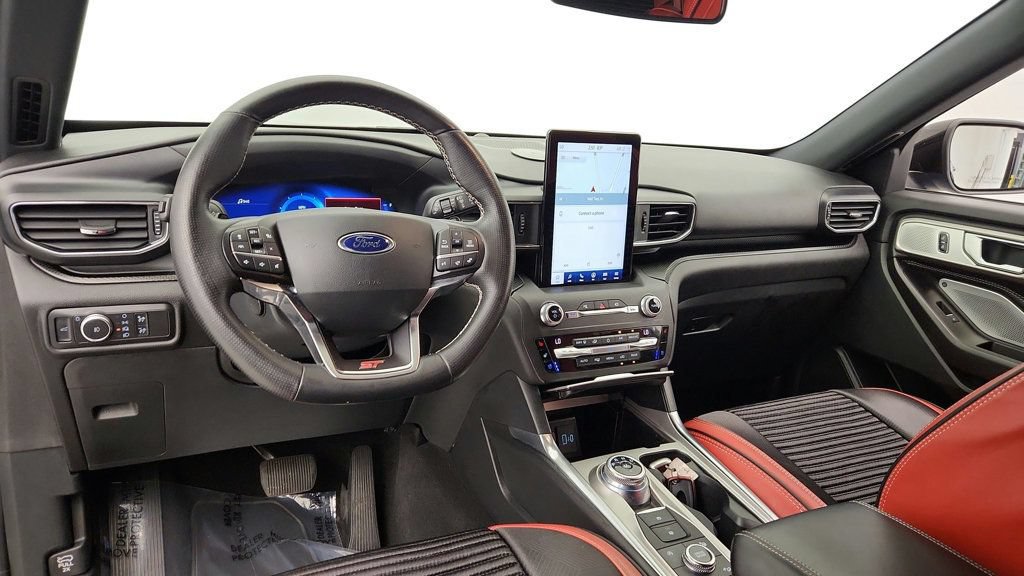 Used 2020 Ford Explorer ST w/ ST Street Pack AWD/4WD image 13