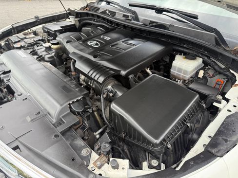 Used 2015 INFINITI QX80 Luxe w/ 22" Wheel Package image 52