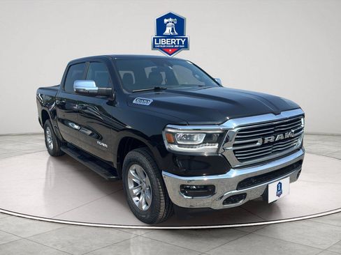 Used 2023 RAM 1500 Laramie AWD/4WD image 16