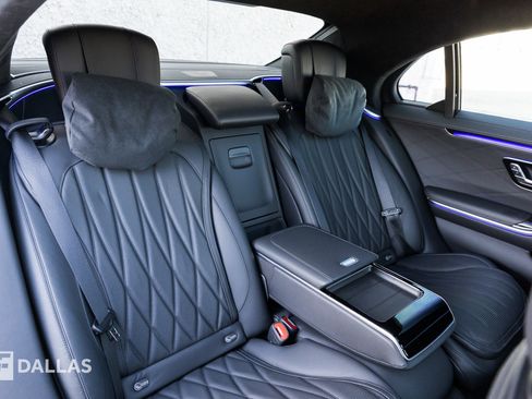 Used 2024 Mercedes-Benz S 63 AMG S image 40