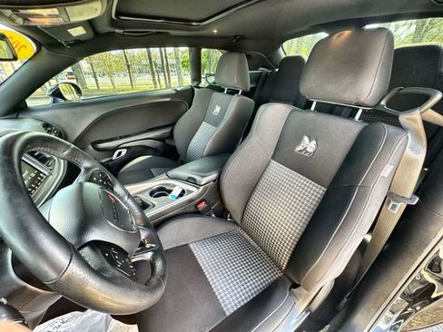 Used 2021 Dodge Challenger R/T Scat Pack RWD image 20